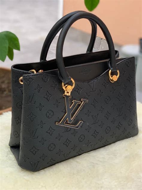 louis vuitton sac noire|sac louis vuitton femme.